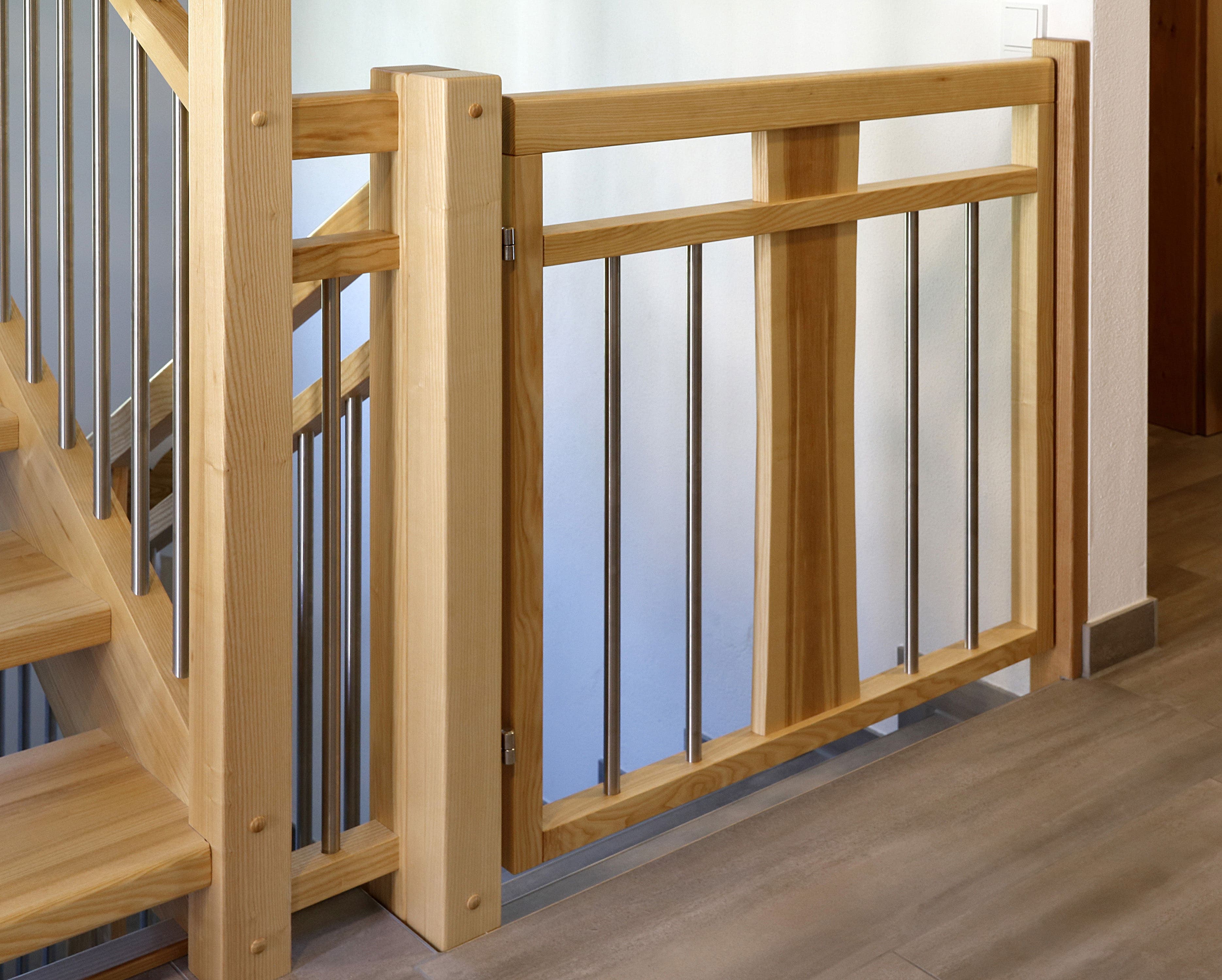 Kindersicherung aus Kernesche und Edelstahl - Bild 2